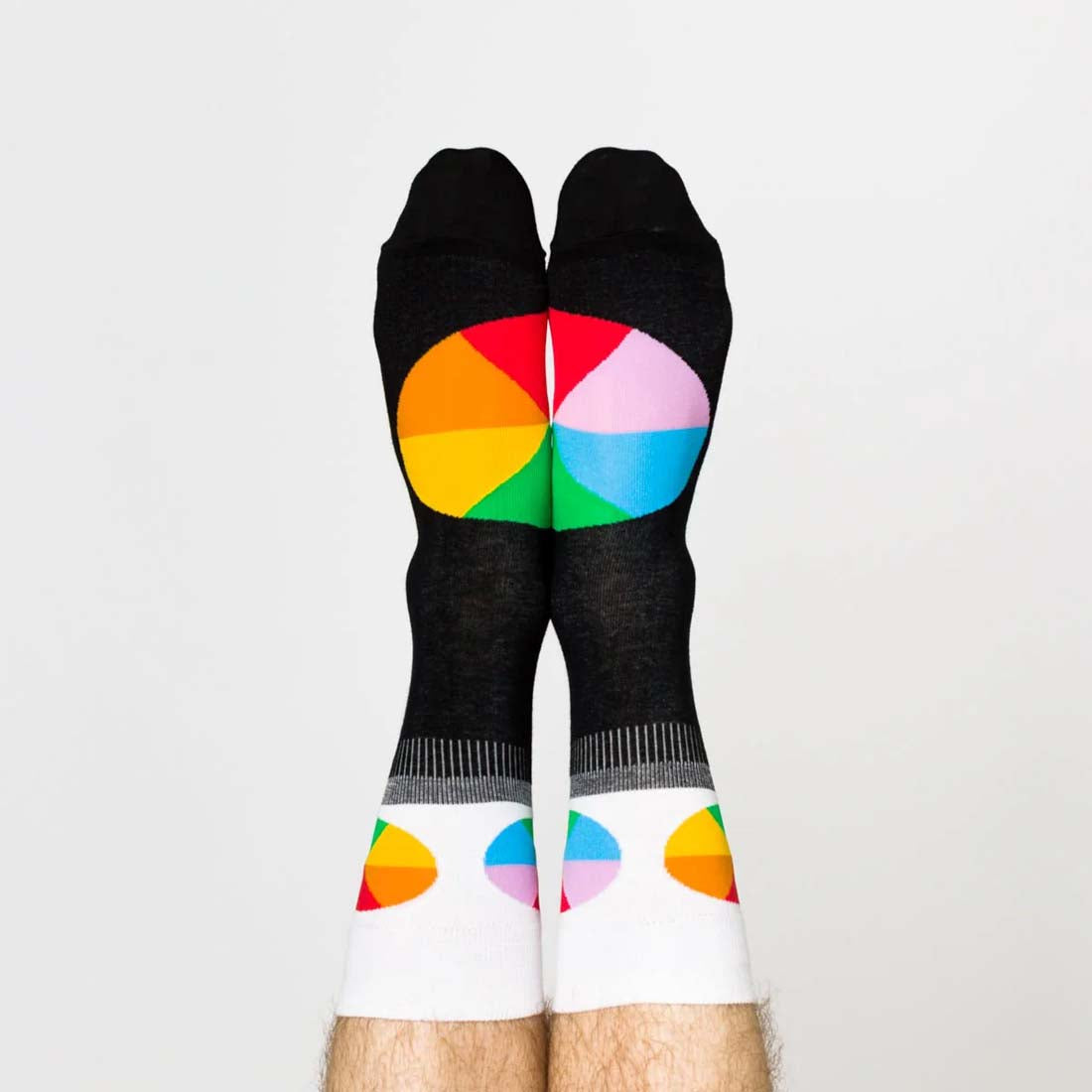 Color Wheel Men&#39;s Socks